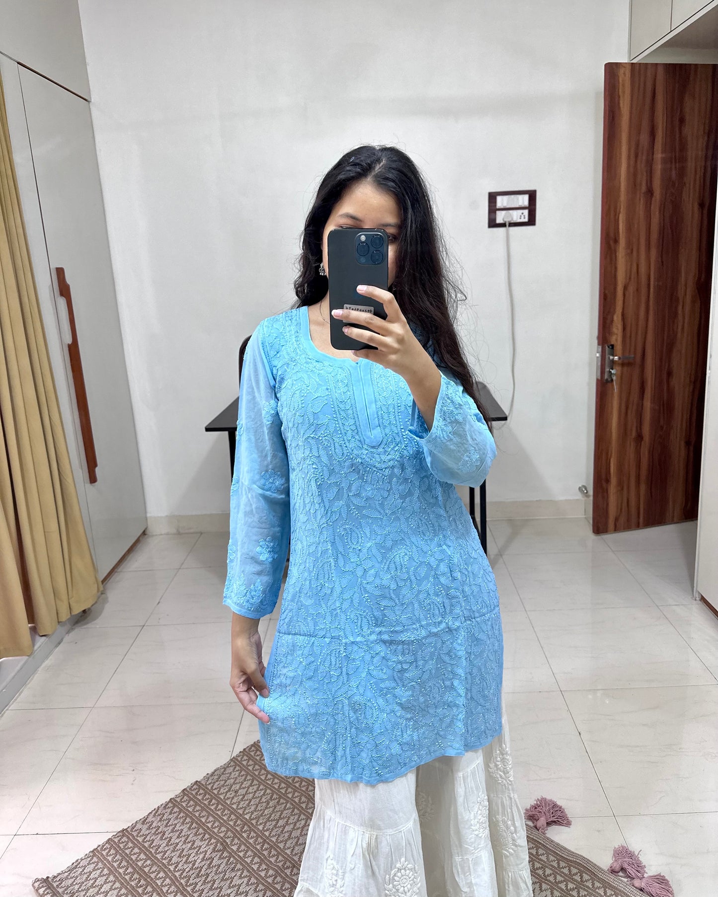 ARSH Short georgette Chikankari Kurta