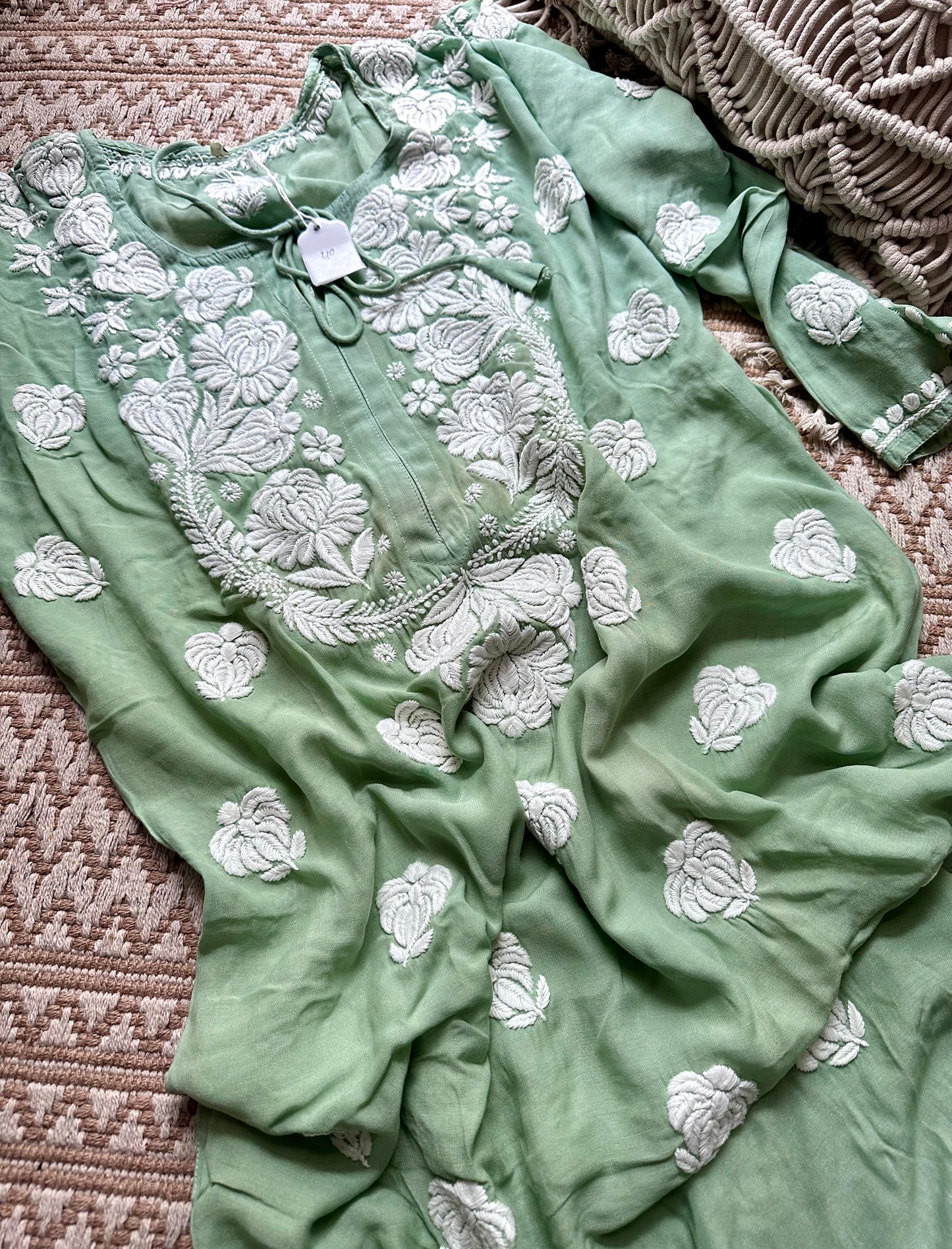 Sitara Dori Neck Chikankari Kurta