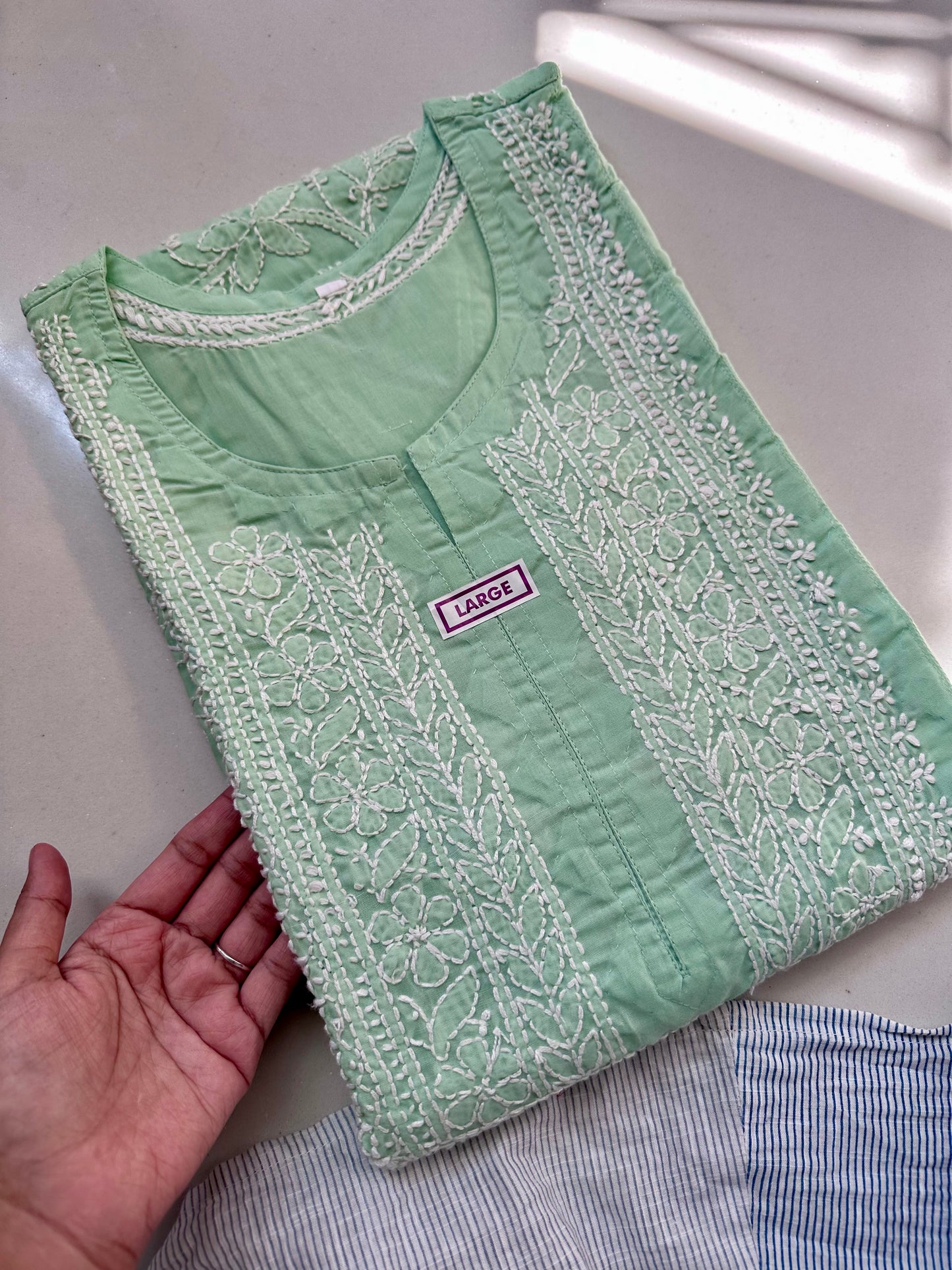 Raahat Cotton Chikankari Kurta