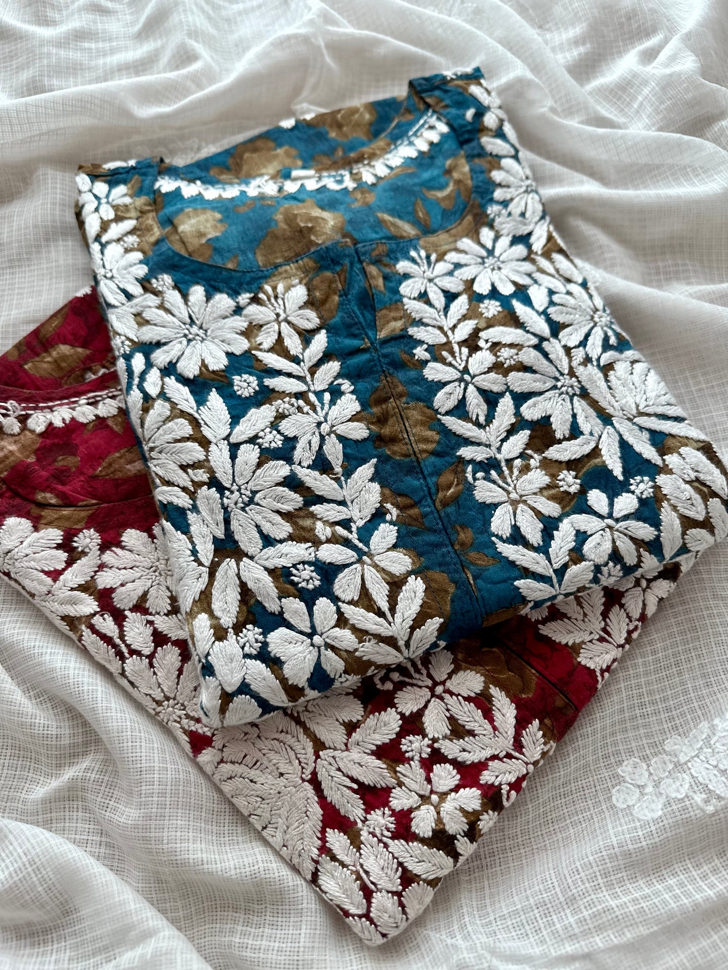 Jhilmil Chikankari Kurta