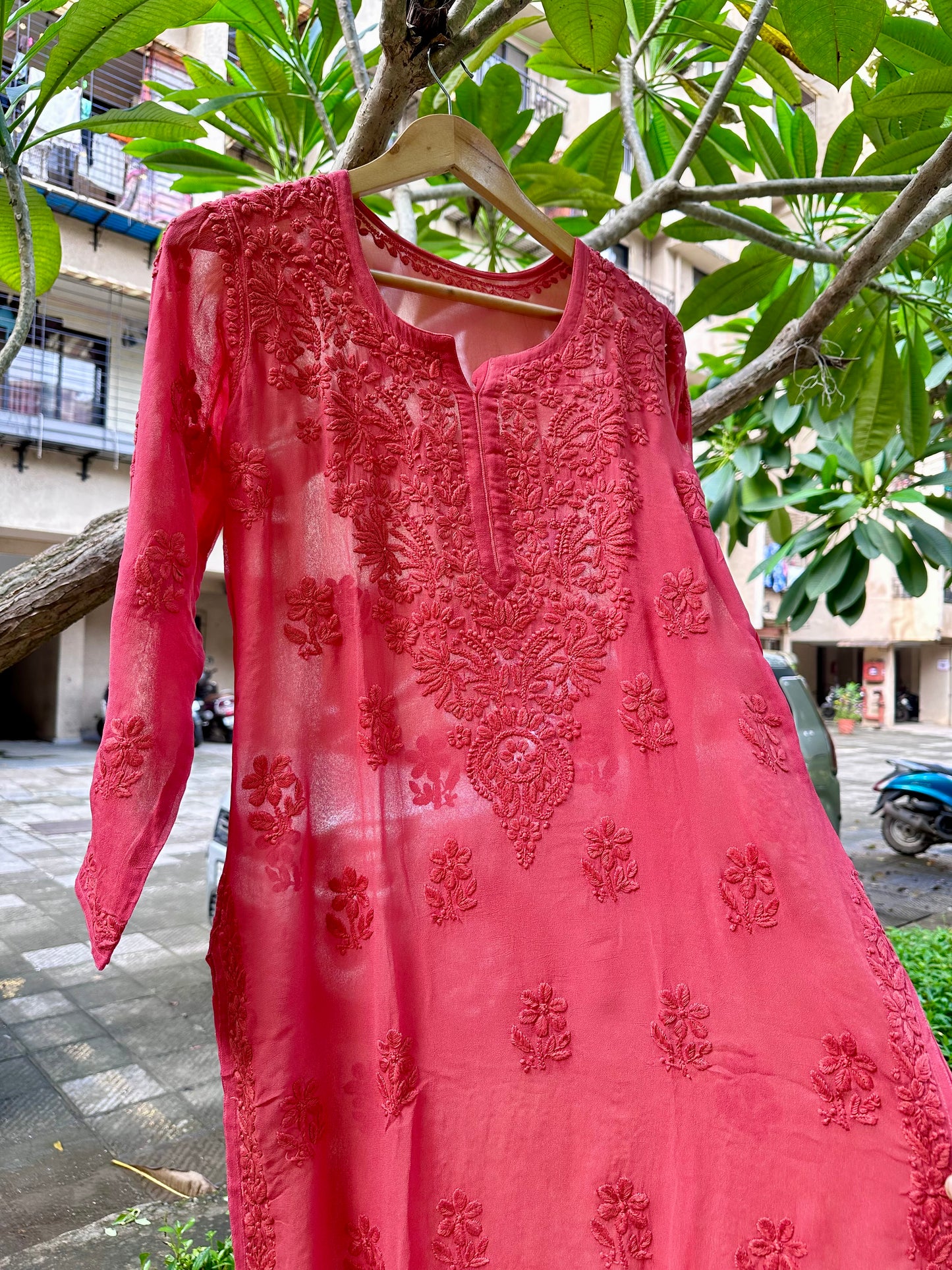 Falguni georgette Chikankari Kurta