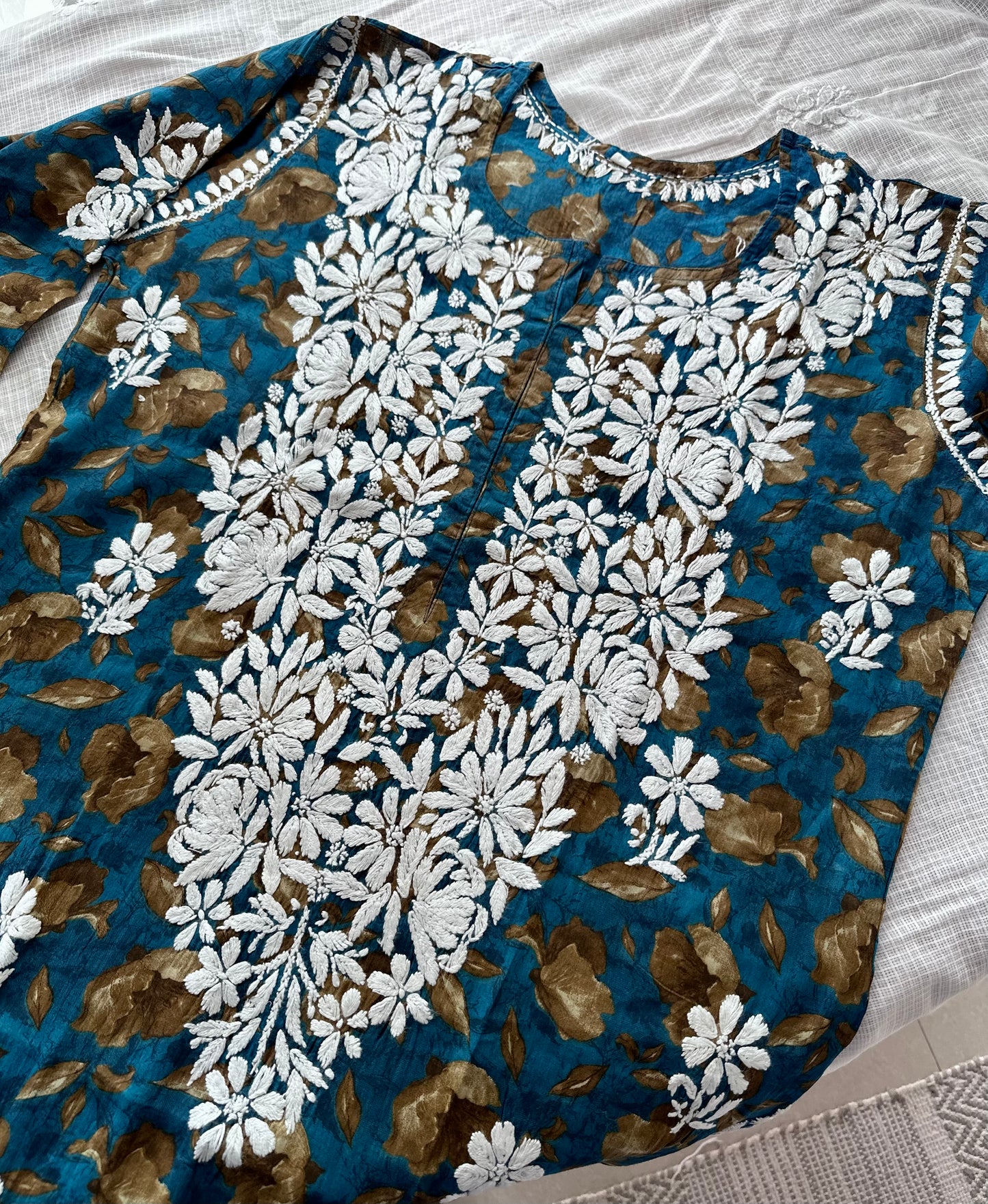 Jhilmil Chikankari Kurta